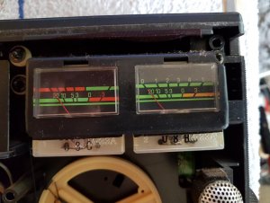 Bush BR 5902B Radio Recorder - May 2017 (3).jpg