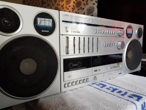 Silver SR-8800L Radio Recorder - 13 May 2017 (2).jpg
