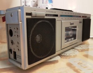 Ingersoll XK-808 Stereo Radio Recorder - August 2017 (12).jpg