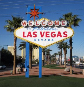 Welcome_to_fabulous_las_vegas_sign.jpg