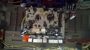 AIWA CS-600U BELT REPAIR-003.JPG