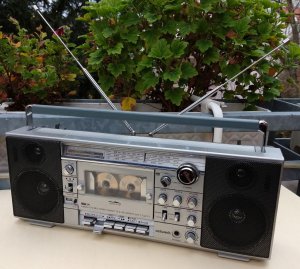 Network NW-700 b.jpg