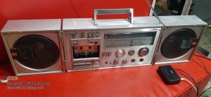 Sony CFS-88 boombox.jpg