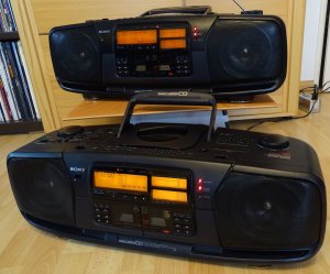 Repair and modding of Sony DoDeCaHorn CFD-900 | Boomboxery
