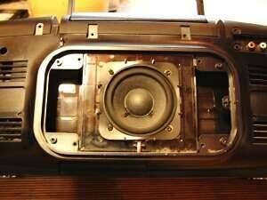 Repair and modding of Sony DoDeCaHorn CFD-900 | Boomboxery