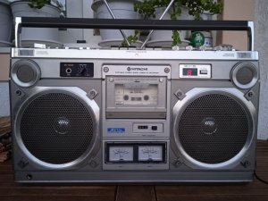 Brothers from 1979 and from 1981 - HITACHI TRK-8180 - | Boomboxery