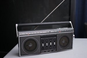 General-Electric-GE-7-2450A-Vintage-Radio-AM-FM-Stereo.jpg