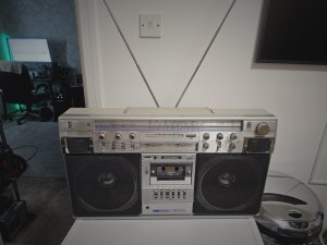 Goldstar TSR-800 Stereo Radio Recorder - December 2023 (25).jpg