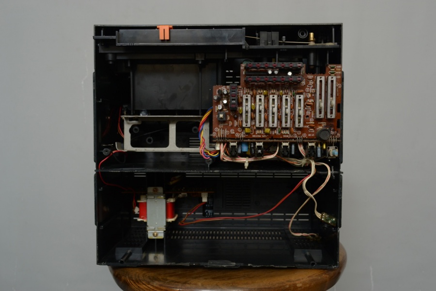 hitachi-3d9mkii-front.jpg