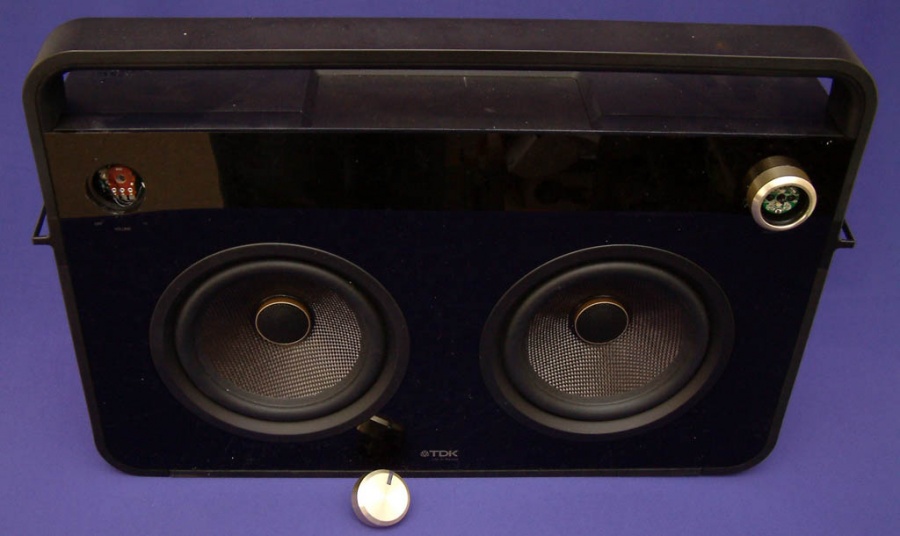 tdk-boombox-1.jpg