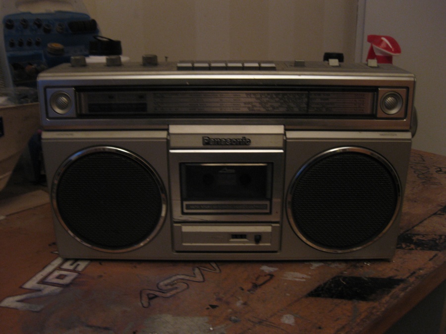 aiwastereo250009.jpg