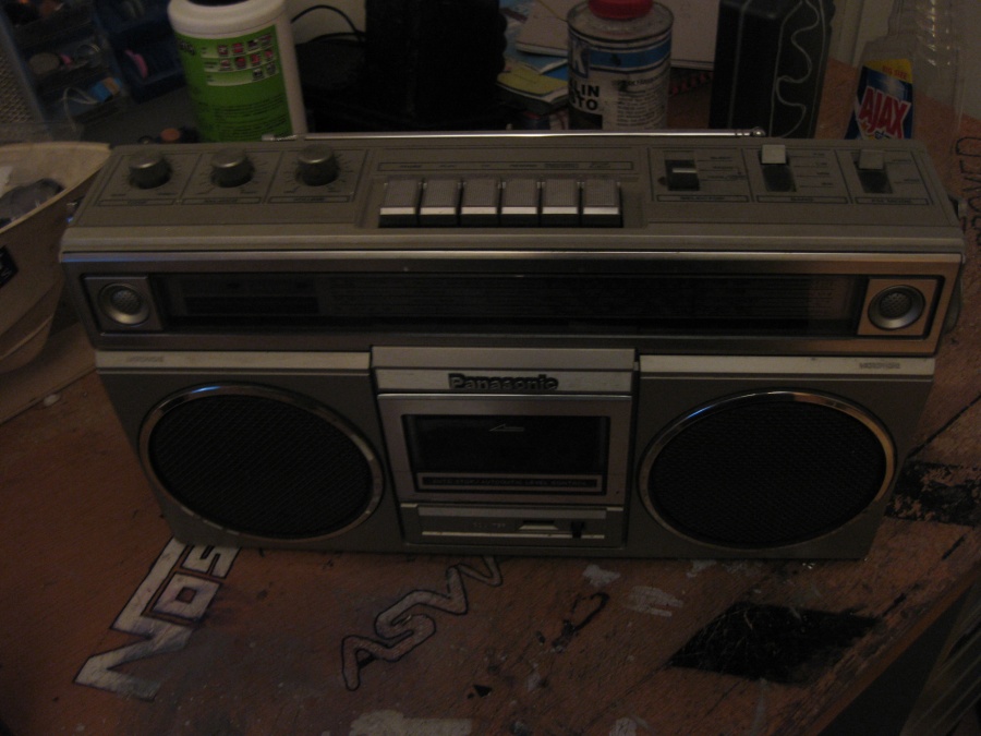 aiwastereo250010.jpg