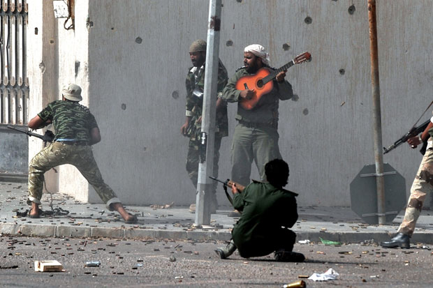 libya_guitar_g_620.jpg