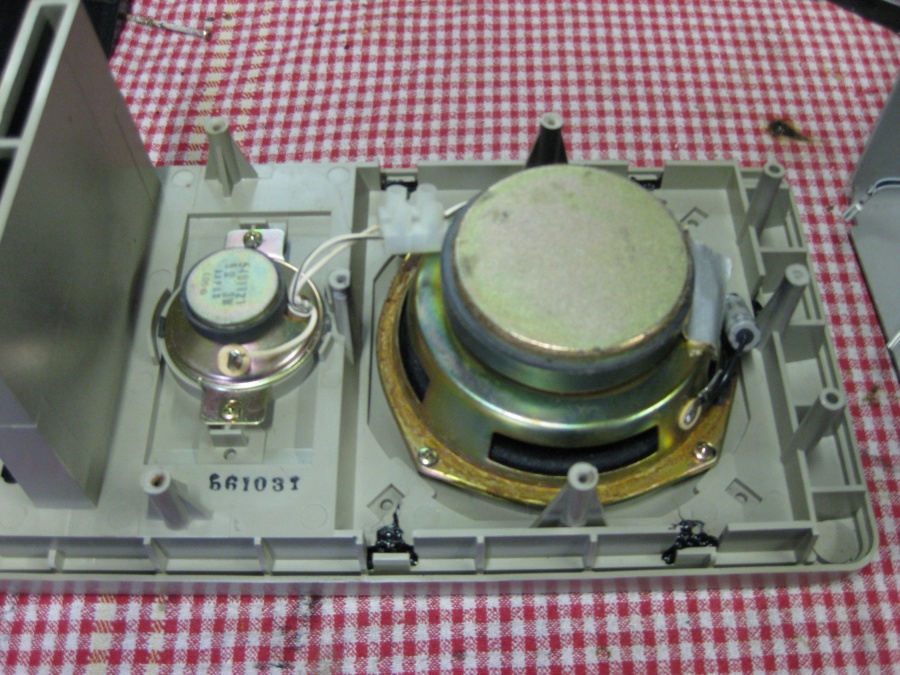 hitachitrk-9140comparison002.jpg