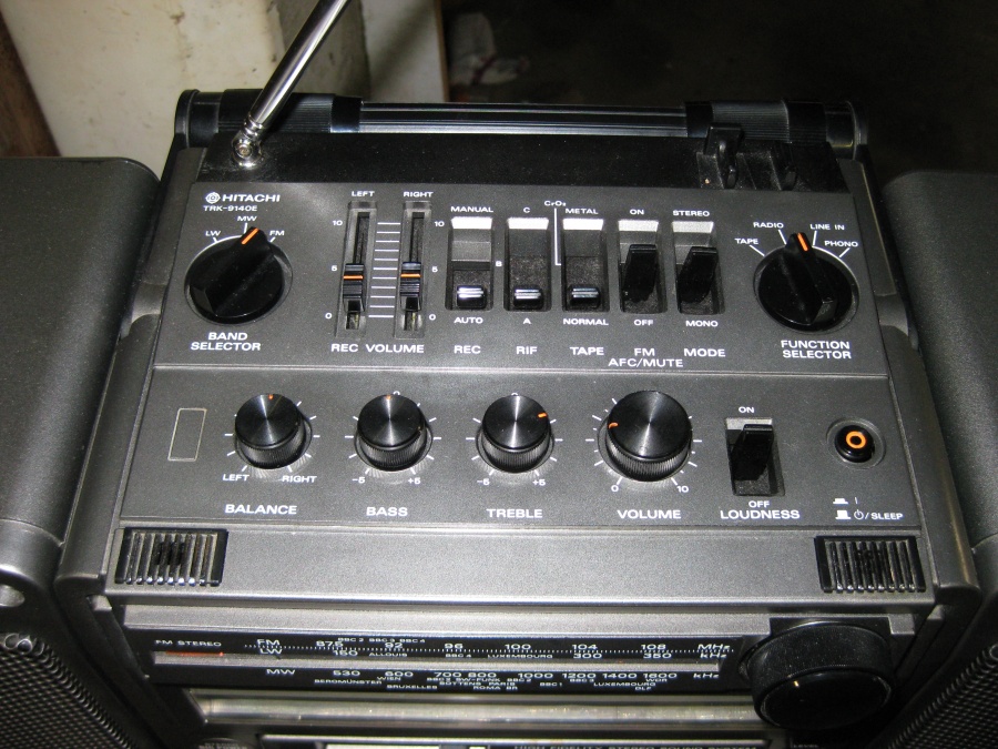 hitachitrk-9140comparison011.jpg
