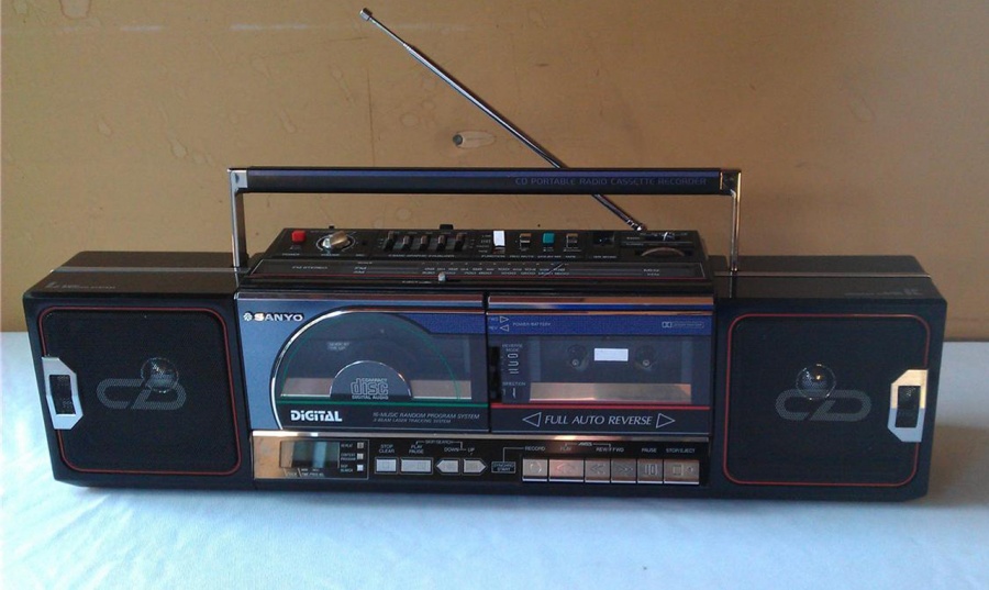 sanyomcd40-1986.jpg