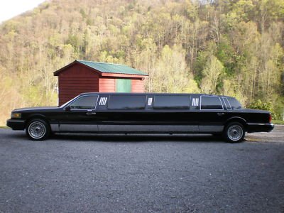 1997-lincoln-town-car.jpg