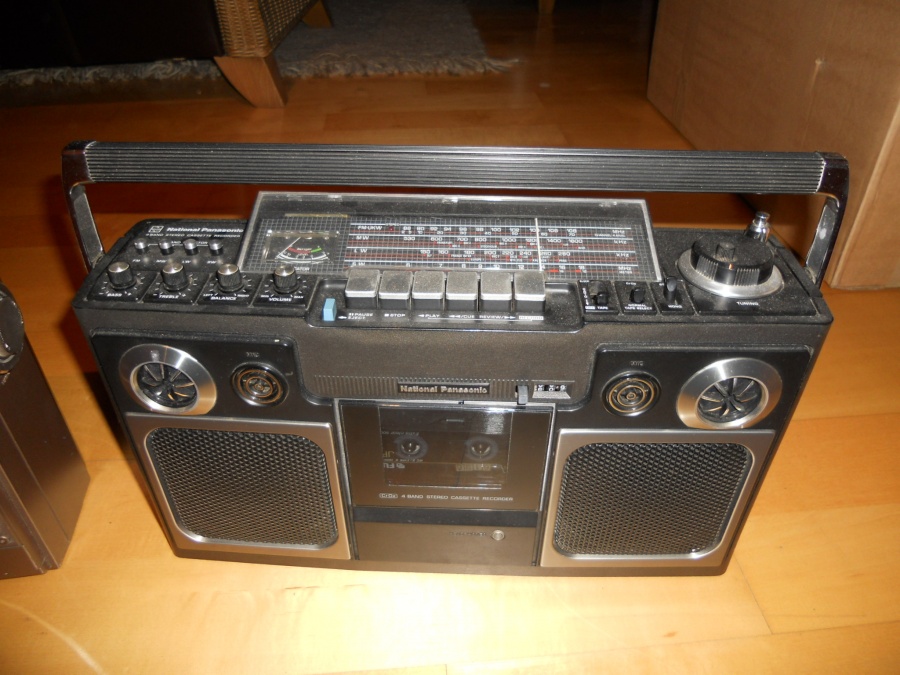 ghettoblaster111.jpg