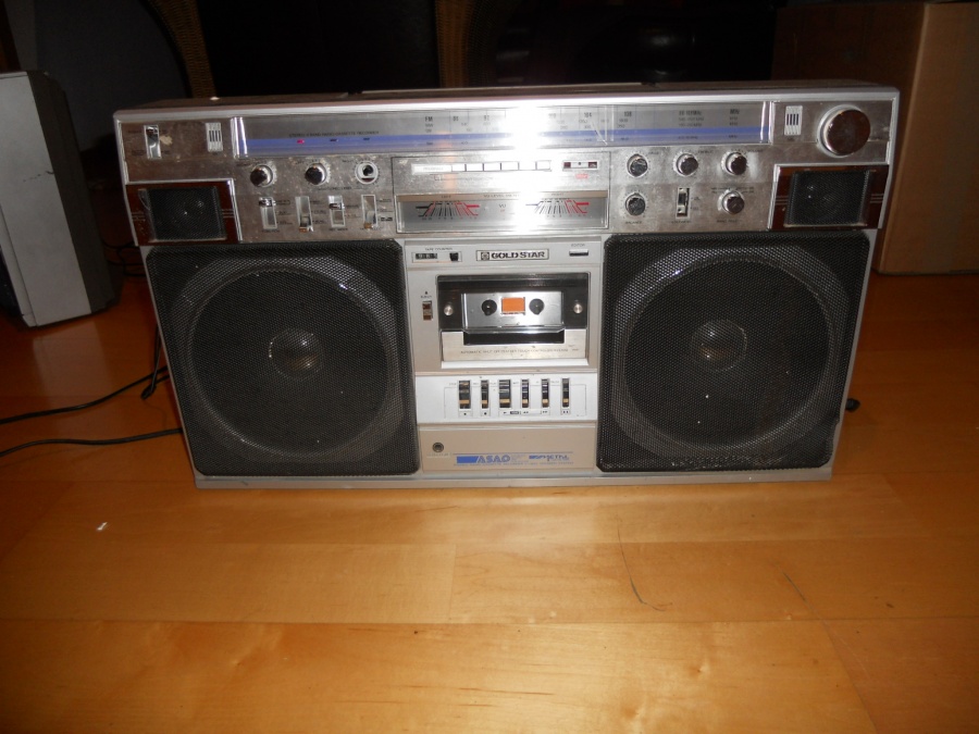 ghettoblaster115.jpg